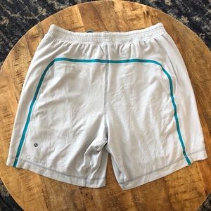 Lululemon Pace Breaker 9 inch *lined XL